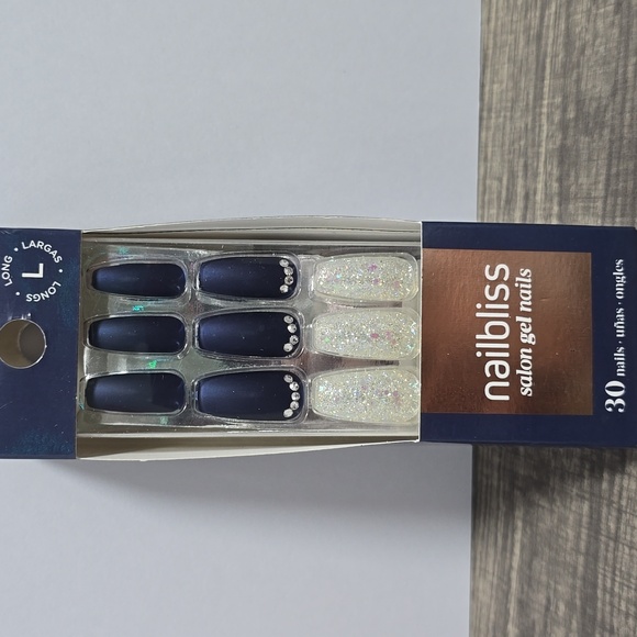 Dashing Diva Other - Dashing Diva NailBliss Salon Gel Nails Long Length Brand New Navy Matte